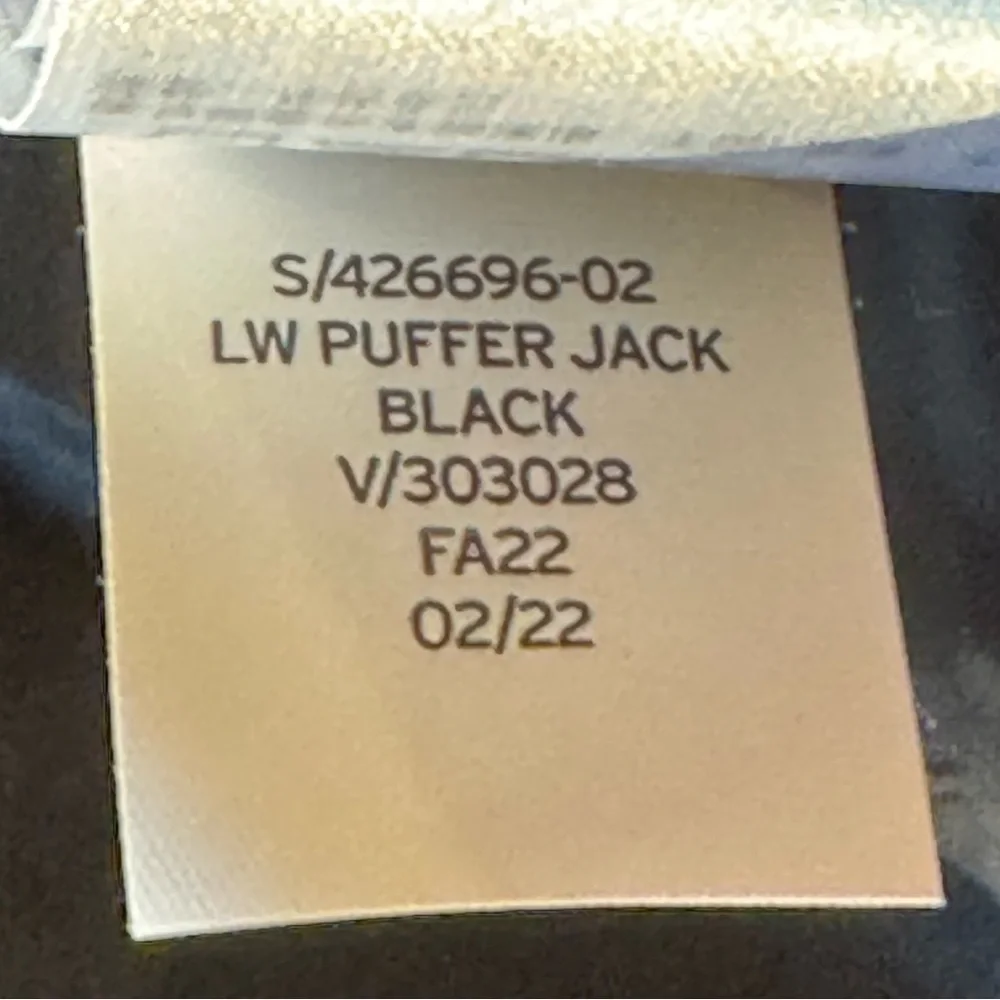 NWOT GAP ColdControl Puffer Jacket Men’s M Black Lightweight Warm Winter Coat - Picture 5 of 9